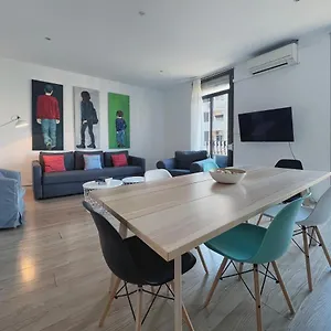 U-nique Casanova Barcelona